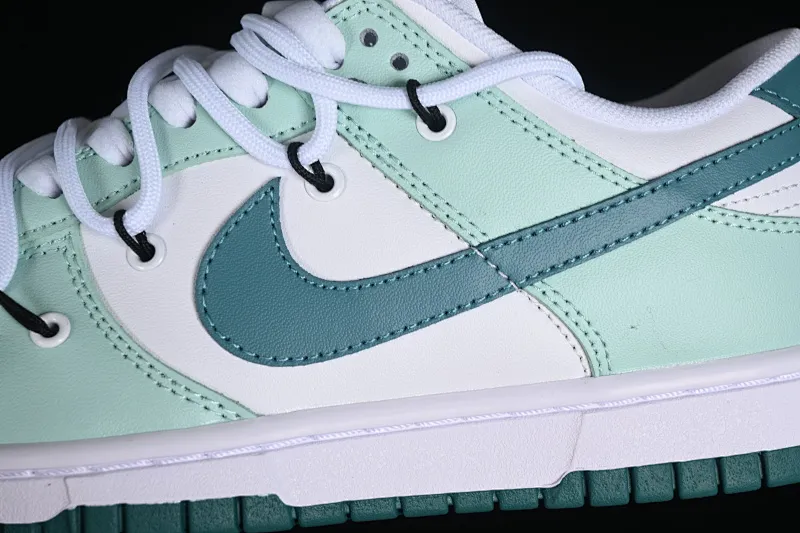 All categories Nk SB Dunk series Nk SB Dunk Low low-top sneakers Z version Nk SB Dunk Low white green SB low-top sports and leisure sneakers FD9911-101